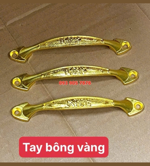Tay nắm tủ bông vàng TP